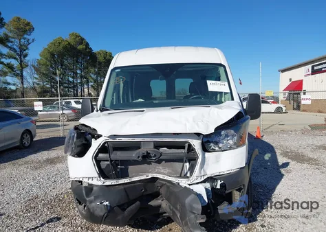 2024 Ford Transit-250 z USA, uszkodzony, nr VIN 1FTBR1C85RKB80020